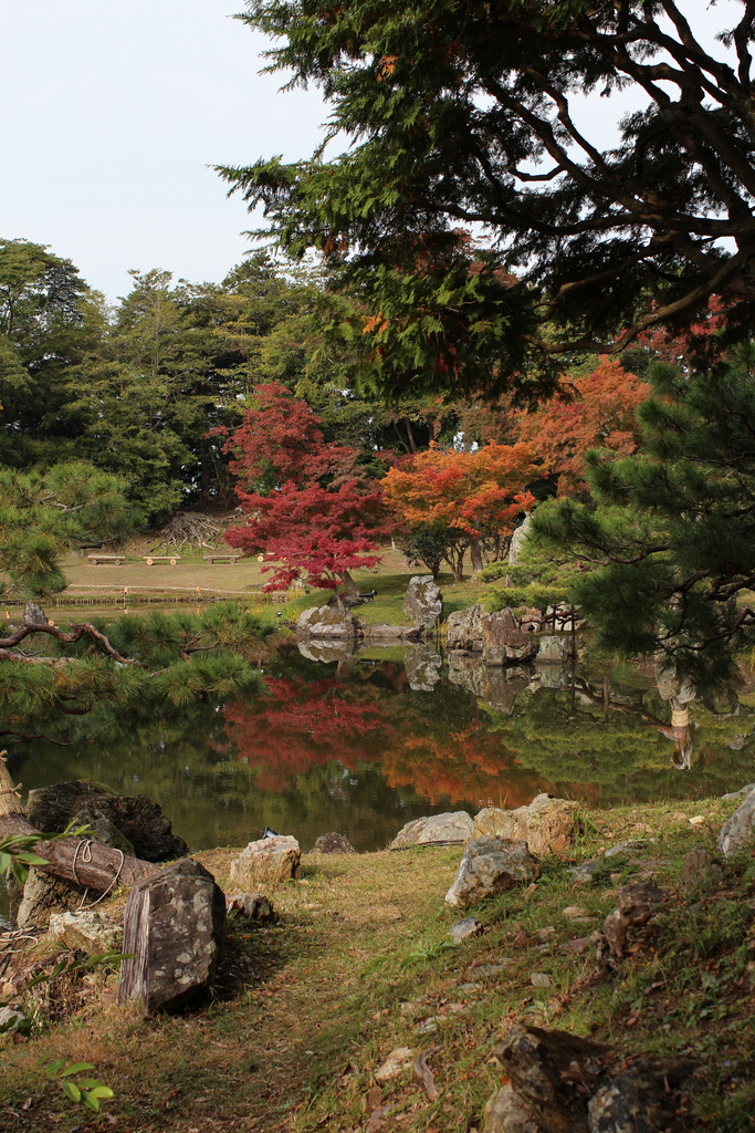 Genkyu-en pond