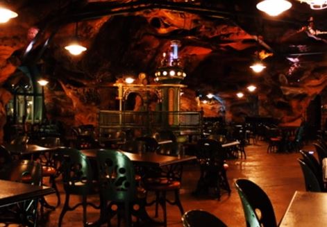 Vulcania restaurant Tokyo DisneySea